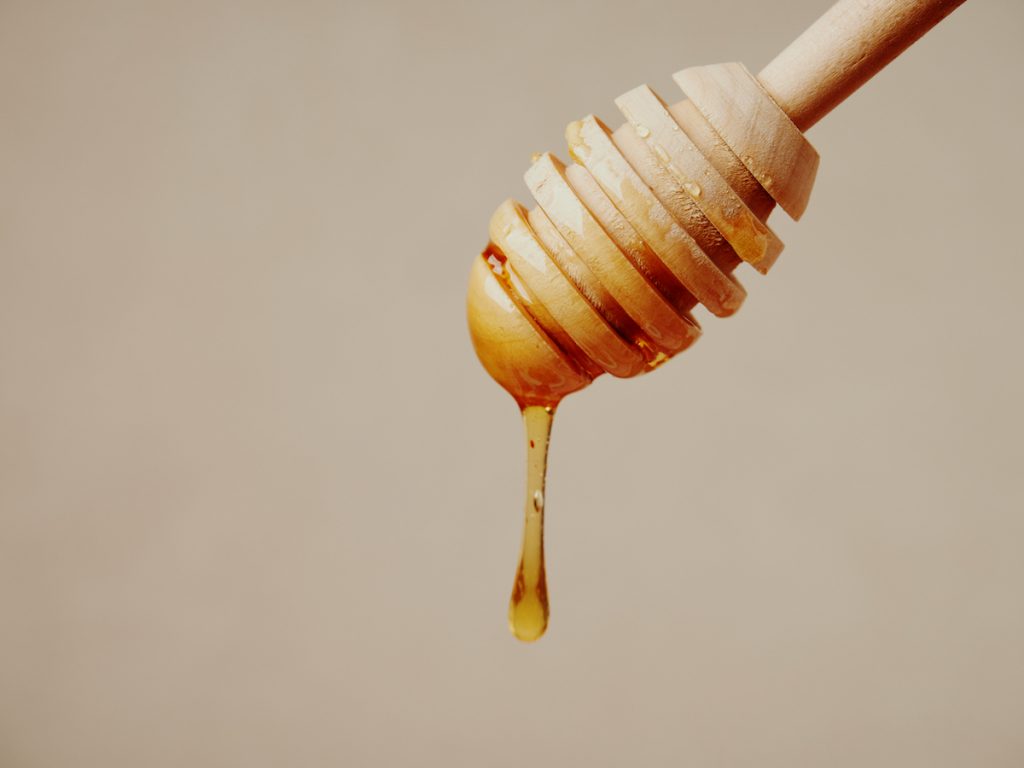 Weird and Amazing Uses for Honey You Didn’t Know About